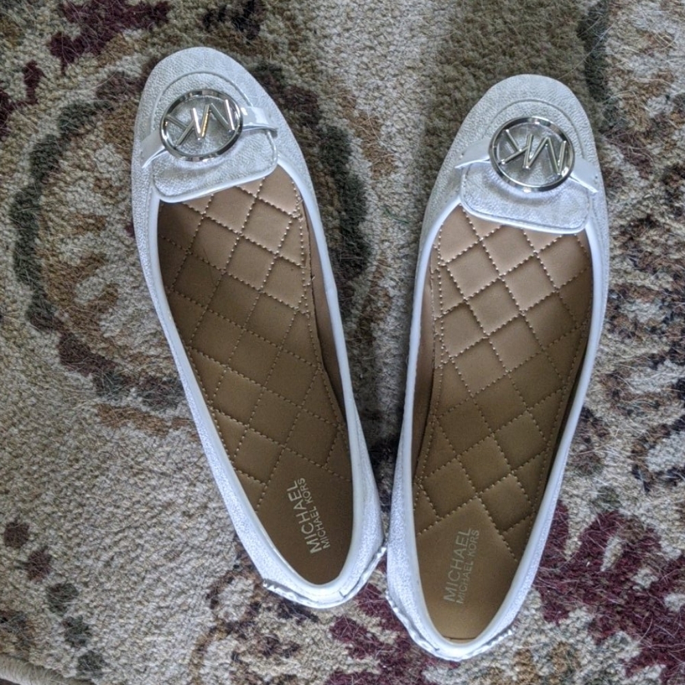 🌟Michael Kors flats🌟